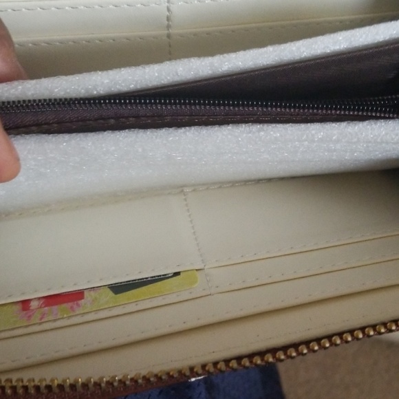 Womans soft Leather wallet - Picture 3 of 4